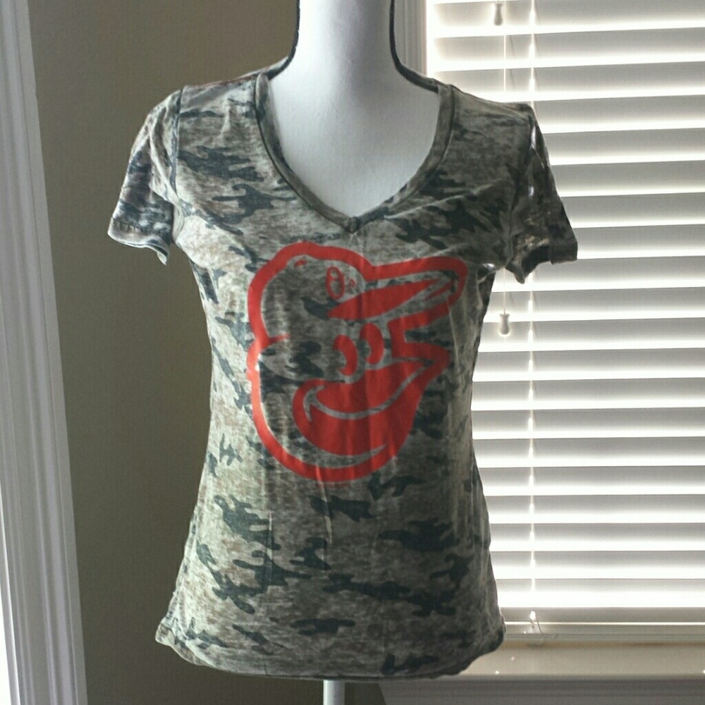 Super comfy tagless Orieles shirt !!! EUC